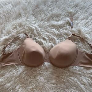 Skims Fits Everybody T-Shirt Bra Clay Size 42DD